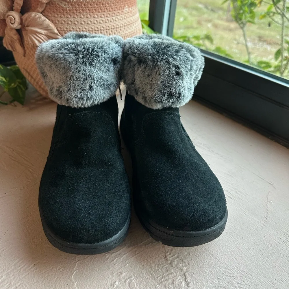 Khombu Jessica Winter Snow Boots Black Leather Faux Fur Size 9M